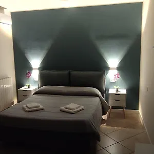 https://casa-la-vigna.italymilanhotels.net
